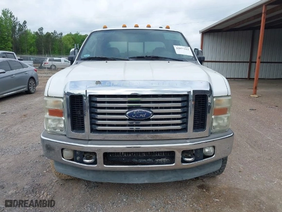 2009 Ford Super Duty F-250 SRW XL with VIN 1FTSW21R59EA73624, listed as a IAAI auction lot 42077112 with 250,715 mi miles. Bid and sale history available at carsss.com. Image 13.