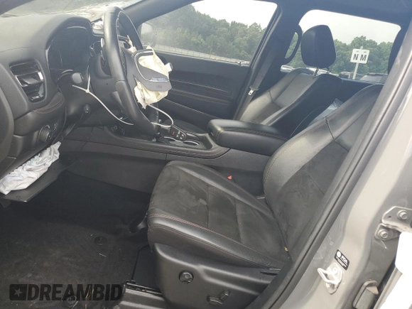 2022 Dodge Durango R/T z VIN 1C4SDJCT4NC223141, wystawiony jako Copart lot #53120665 z przebiegiem 51 142 mil mil oraz Szkoda całkowita • Salvage title. Historia ofert i sprzedaży dostępna na DreamBid. Obrazek 7.