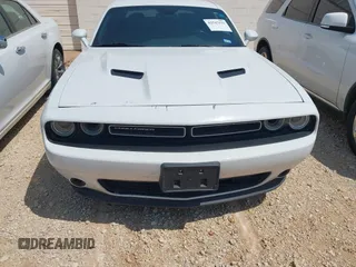 2016 Dodge Challenger SXT с VIN 2C3CDZAG4GH183737, выставлен на аукционе IAAI как лот 42547111 с пробегом 120 801 миль миль и . История ставок и продаж доступна на DreamBid. Изображение 6.