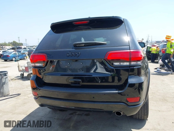 2019 Jeep Grand Cherokee Laredo z VIN 1C4RJEAG7KC858239, wystawiony jako IAAI lot #42587403 z przebiegiem 41 879 mil mil oraz . Historia ofert i sprzedaży dostępna na DreamBid. Obrazek 17.