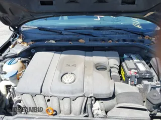 2011 Volkswagen Jetta SE с VIN 3VWDZ7AJ6BM379316, выставлен на аукционе IAAI как лот 42101190 с пробегом 145 496 миль миль и . История ставок и продаж доступна на DreamBid. Изображение 10.