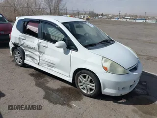 2007 Honda Fit Sport z VIN JHMGD38657S030086, wystawiony jako IAAI lot #41699824 z przebiegiem 224 648 mil mil oraz . Historia ofert i sprzedaży dostępna na DreamBid. Obrazek 1.