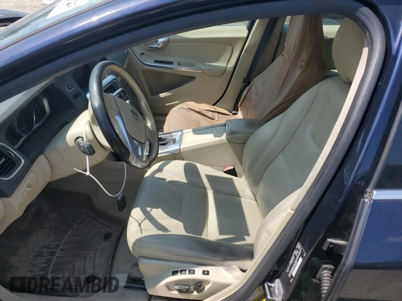 2016 Volvo V60 T5 Drive-E Premier with VIN YV140MEK4G1293306, listed as a Copart auction lot 71007814 with 177,999 mi miles and Salvage Title. Bid and sale history available at carsss.com. Image 7.