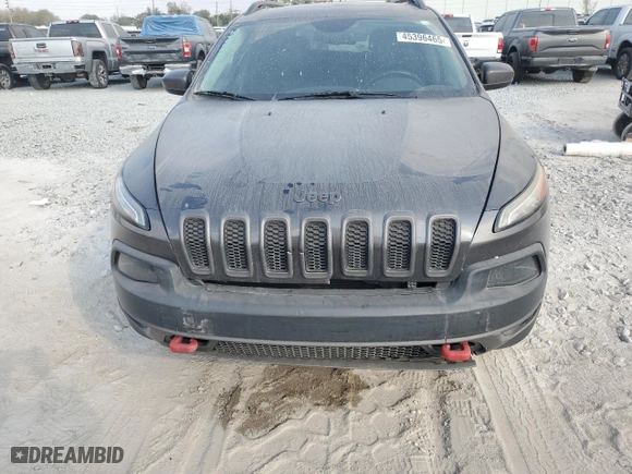 2015 Jeep Cherokee Trailhawk with VIN 1C4PJMBSXFW780368, listed as a Copart auction lot 45396465 with 113,870 mi miles and Salvage Title. Bid and sale history available at carsss.com. Image 14.