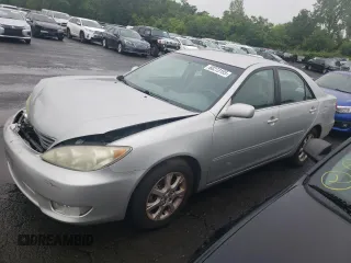 2006 Toyota Camry STD with VIN 4T1BE30K26U141498, listed as a Copart auction lot 60273185 with 97,240 mi miles and Salvage title. Bid and sale history available at DreamBid. Image 1.