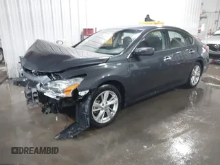2013 Nissan Altima SV with VIN 1N4AL3AP0DN438198, listed as a IAAI auction lot 41267612 with 152,759 mi miles and . Bid and sale history available at DreamBid. Image 2.