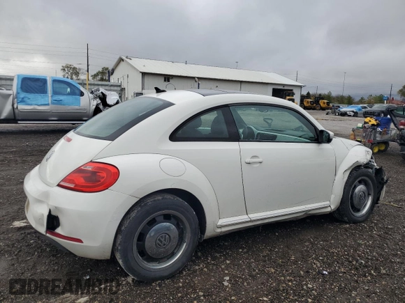 2013 Volkswagen Beetle 2.5L с VIN 3VWJX7AT7DM614139, выставлен на аукционе Copart как лот 78745604 с пробегом 201 620 миль миль и Списание • Salvage title. История ставок и продаж доступна на DreamBid. Изображение 3.