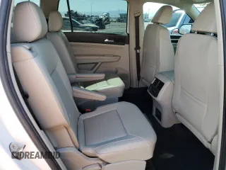 2022 Volkswagen Atlas SE z VIN 1V2WR2CAXNC541044, wystawiony jako Copart lot #54201345 z przebiegiem 65 386 mil mil oraz Szkoda całkowita • Salvage title. Historia ofert i sprzedaży dostępna na DreamBid. Obrazek 11.