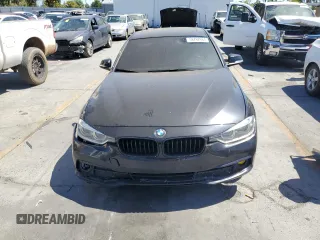 2016 BMW 3 Series 328d z VIN WBA8E5C54GK388631, wystawiony jako Copart lot #58762664 z przebiegiem Nie podano mil oraz Czysty tytuł • Clean title. Historia ofert i sprzedaży dostępna na DreamBid. Obrazek 5.