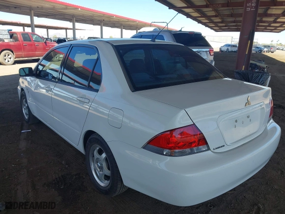 2004 Mitsubishi Lancer ES with VIN JA3AJ26E14U065498, listed as a IAAI auction lot 41887945 with 142,632 mi miles. Bid and sale history available at carsss.com. Image 3.