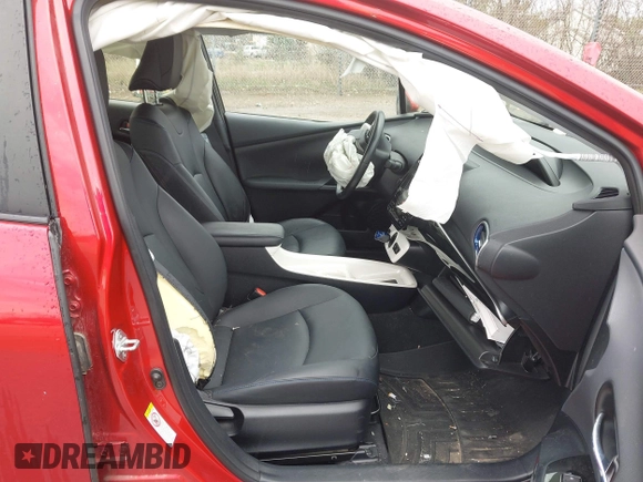 2017 Toyota Prius Two with VIN JTDKARFU8H3527802, listed as a IAAI auction lot 42068099 with 102,152 mi miles. Bid and sale history available at carsss.com. Image 5.