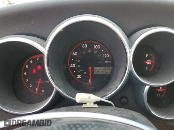 2005 Pontiac Vibe with VIN 5Y2SL63855Z407576, listed as a Copart auction lot 77861314 with 210,835 mi miles and Salvage Title. Bid and sale history available at carsss.com. Image 9.