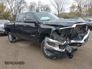2020 Ram 2500 Tradesman with VIN 3C6UR5CL5LG185891, listed as a IAAI auction lot 40776376 with 181,139 mi miles and . Bid and sale history available at DreamBid. Image 1.