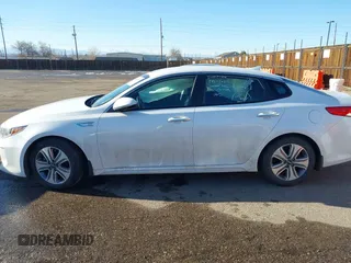 2017 Kia Optima EX with VIN KNAGU4LE5H5018152, listed as a IAAI auction lot 41448787 with 75,875 mi miles and . Bid and sale history available at DreamBid. Image 14.