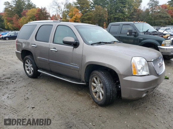 2012 GMC Yukon Denali with VIN 1GKS2EEF1CR157263, listed as a Copart auction lot 76175944 with 185,709 mi miles and Clean Title. Bid and sale history available at carsss.com. Image 4.