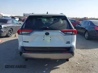 2024 Toyota RAV4 Hybrid XSE with VIN 2T3E6RFV1RW082924, listed as a IAAI auction lot 41747641 with Not Provided miles and . Bid and sale history available at DreamBid. Image 15.