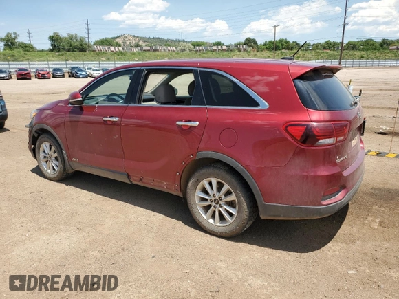 2019 Kia Sorento LX z VIN 5XYPGDA32KG459358, wystawiony jako Copart lot #61191425 z przebiegiem 178 369 mil mil oraz Czysty tytuł • Clean title. Historia ofert i sprzedaży dostępna na DreamBid. Obrazek 2.