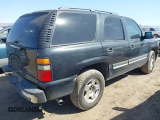 2005 Chevrolet Tahoe Z71 with VIN 1GNEC13T75R269616, listed as a IAAI auction lot 42529693 with 321,143 mi miles and . Bid and sale history available at DreamBid. Image 4.