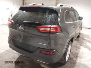 2016 Jeep Cherokee High Altitude with VIN 1C4PJLDB6GW280989, listed as a IAAI auction lot 41918911 with 142,695 mi miles. Bid and sale history available at carsss.com. Image 4.