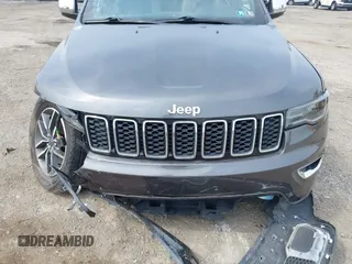 2020 Jeep Grand Cherokee Limited z VIN 1C4RJFBG3LC427063, wystawiony jako IAAI lot #42501552 z przebiegiem 45 186 mil mil oraz . Historia ofert i sprzedaży dostępna na DreamBid. Obrazek 6.