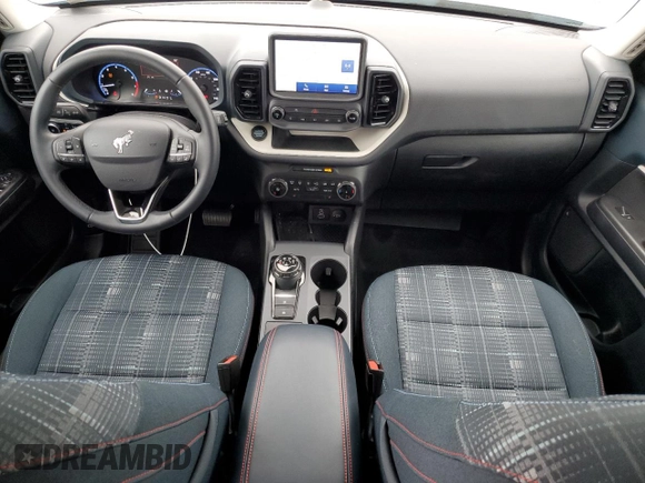 2024 Ford Bronco Sport Heritage с VIN 3FMCR9G67RRE18145, выставлен на аукционе Copart как лот 53853135 с пробегом 11 643 миль миль и Списание • Salvage title. История ставок и продаж доступна на DreamBid. Изображение 8.
