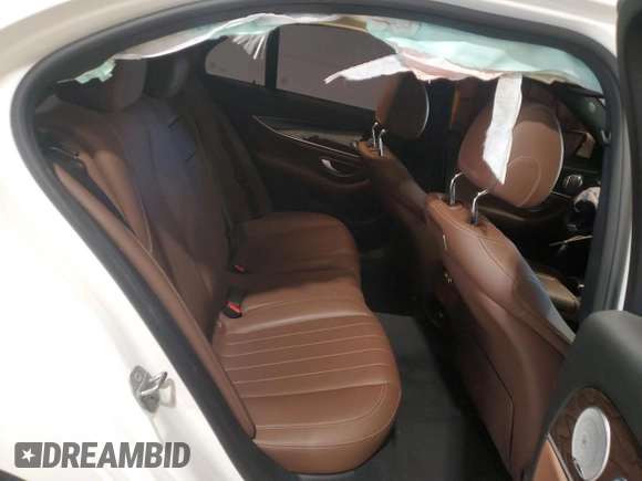 2018 Mercedes-Benz E 300 with VIN WDDZF4JB7JA314257, listed as a Copart auction lot 54071805 with 76,658 mi miles and Salvage title. Bid and sale history available at DreamBid. Image 10.