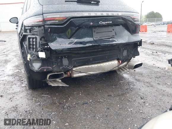 2021 Porsche Cayenne z VIN WP1AA2AY9MDA05163, wystawiony jako IAAI lot #41972992 z przebiegiem 36 317 mil mil oraz . Historia ofert i sprzedaży dostępna na DreamBid. Obrazek 6.