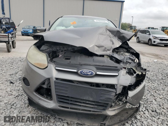 2013 Ford Focus SE z VIN 1FADP3F24DL306944, wystawiony jako Copart lot #47804695 z przebiegiem 170 423 mil mil oraz Nie do naprawy • Non repairable. Historia ofert i sprzedaży dostępna na DreamBid. Obrazek 5.