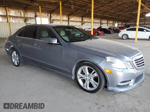 2013 Mercedes-Benz E 350 Luxury z VIN WDDHF5KB9DA683237, wystawiony jako Copart lot #65472505 z przebiegiem 135 380 mil mil oraz Czysty tytuł • Clean title. Historia ofert i sprzedaży dostępna na DreamBid. Obrazek 4.