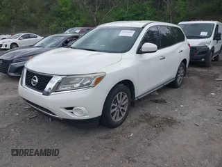 2014 Nissan Pathfinder Platinum with VIN 5N1AR2MN2EC676530, listed as a IAAI auction lot 41934585 with 200,109 mi miles. Bid and sale history available at carsss.com. Image 2.