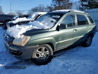 2005 Kia Sportage LX with VIN KNDJE723957107441, listed as a Copart auction lot 41530635 with 146,045 mi miles and Salvage Title. Bid and sale history available at carsss.com. Image 1.