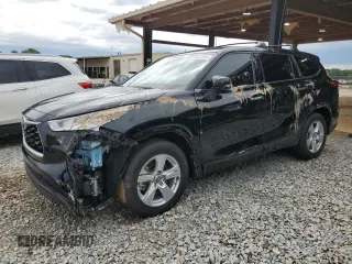 2022 Toyota Highlander LE with VIN 5TDZZRAH0NS544783, listed as a Copart auction lot 54322615 with 22,300 mi miles and Salvage title. Bid and sale history available at DreamBid. Image 1.