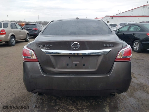 2013 Nissan Altima 3.5 SL with VIN 1N4BL3AP6DC115239, listed as a IAAI auction lot 41638014 with 289,169 mi miles. Bid and sale history available at carsss.com. Image 15.