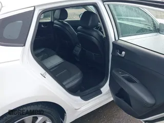 2018 Kia Optima S z VIN 5XXGT4L36JG233495, wystawiony jako IAAI lot #42284838 z przebiegiem 67 323 mil mil oraz . Historia ofert i sprzedaży dostępna na DreamBid. Obrazek 8.