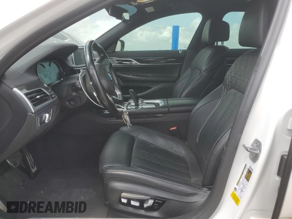 2019 BMW 7 Series 750i с VIN WBA7F0C52KGM24906, выставлен на аукционе Copart как лот 53934735 с пробегом 96 247 миль миль и Списание • Salvage title. История ставок и продаж доступна на DreamBid. Изображение 7.