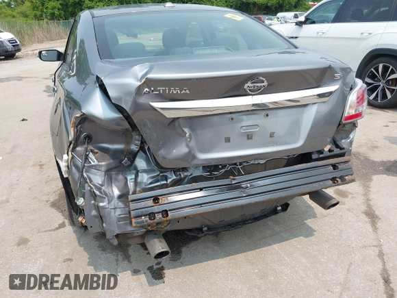 2015 Nissan Altima S z VIN 1N4AL3AP7FC217910, wystawiony jako IAAI lot #42394703 z przebiegiem 100 411 mil mil oraz . Historia ofert i sprzedaży dostępna na DreamBid. Obrazek 6.