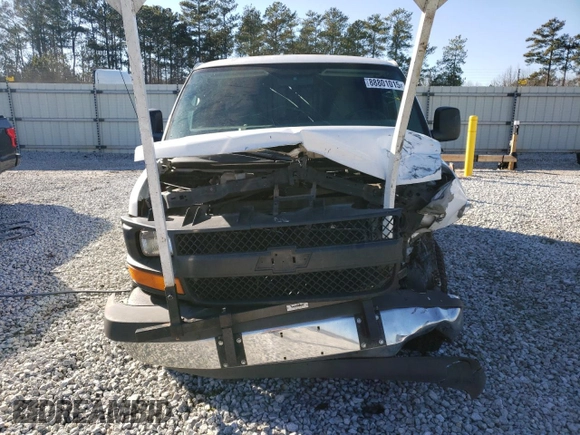2012 Chevrolet Express Cargo z VIN 1GCWGFCAXC1184326, wystawiony jako Copart lot #88801015 z przebiegiem 393 415 mil mil oraz Szkoda całkowita • Salvage title. Historia ofert i sprzedaży dostępna na DreamBid. Obrazek 5.