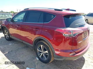 2018 Toyota RAV4 XLE with VIN 2T3WFREVXJW434957, listed as a IAAI auction lot 42002561 with 111,590 mi miles and . Bid and sale history available at carsss.com. Image 3.