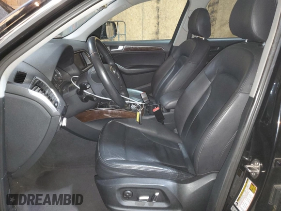 2015 Audi Q5 Premium Plus z VIN WA1LFAFP2FA137251, wystawiony jako Copart lot #81792414 z przebiegiem 82 856 mil mil oraz Szkody całkowita. Historia ofert i sprzedaży dostępna na DreamBid. Obrazek 7.