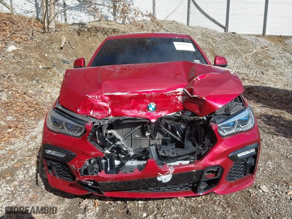 2021 BMW X6 xDrive40i with VIN 5UXCY6C01M9F72797, listed as a IAAI auction lot 41810317 with 16,084 mi miles. Bid and sale history available at carsss.com. Image 13.