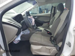 2014 Ford Focus SE with VIN 1FADP3F21EL119694, listed as a Copart auction lot 49823525 with 177,391 mi miles and Non Repairable. Bid and sale history available at DreamBid. Image 7.