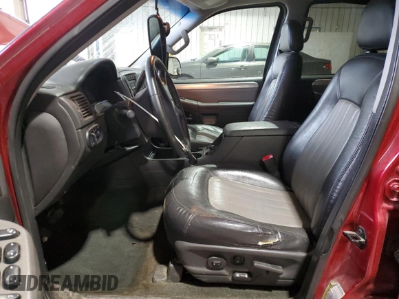 2005 Mercury Mountaineer with VIN 4M2ZU86E45ZJ24301, listed as a Copart auction lot 83384374 with 259,426 mi miles and Salvage title. Bid and sale history available at DreamBid. Image 7.