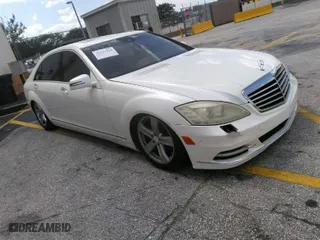 2010 Mercedes-Benz S-Class S 550 with VIN WDDNG7BB6AA333698, listed as a IAAI auction lot 41721324 with 212,814 mi miles. Bid and sale history available at carsss.com. Image 1.