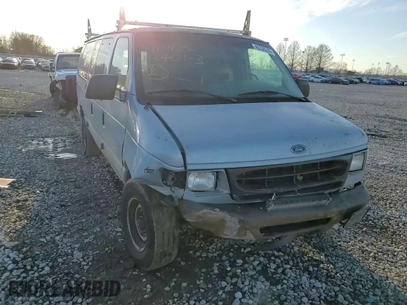 2000 Ford Econoline Passenger XL with VIN 1FBSS31S0YHB66699, listed as a Copart auction lot 46336245 with 189,130 mi miles and Salvage Title. Bid and sale history available at DreamBid. Image 12.