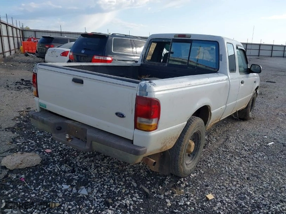 1996 Ford Ranger XLT with VIN 1FTCR14X2TPA02568, listed as a IAAI auction lot 42041567 with 239,438 mi miles. Bid and sale history available at carsss.com. Image 4.