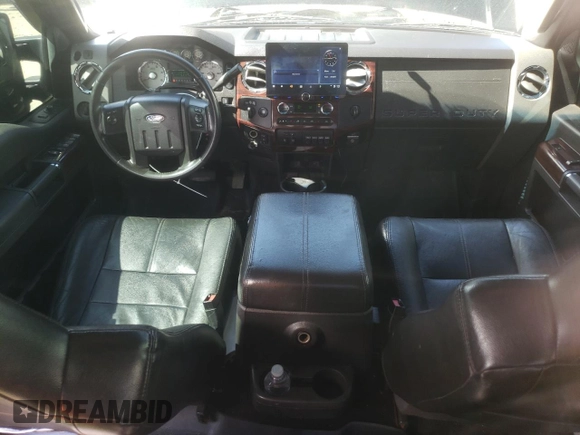 2010 Ford F-350 XL with VIN 1FTWW3BR8AEB39898, listed as a Copart auction lot 43121685 with 249,799 mi miles and Salvage title. Bid and sale history available at DreamBid. Image 8.