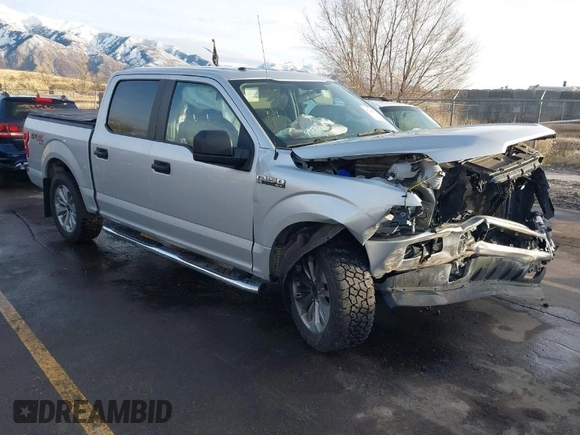 2018 Ford F-150 XL with VIN 1FTEW1EP2JKF28967, listed as a IAAI auction lot 41242743 with 54,171 mi miles. Bid and sale history available at carsss.com. Image 1.