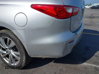 2013 Infiniti JX35 with VIN 5N1AL0MN5DC344635, listed as a IAAI auction lot 42150132 with 193,293 mi miles. Bid and sale history available at carsss.com. Image 14.