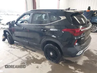 2021 Kia Seltos EX with VIN KNDERCAA8M7216342, listed as a IAAI auction lot 41566334 with 74,109 mi miles. Bid and sale history available at carsss.com. Image 3.