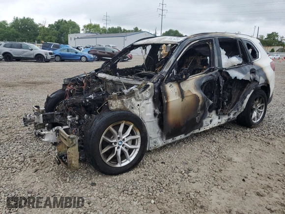 2019 BMW X5 xDrive40i z VIN 5UXCR6C51KLL26404, wystawiony jako Copart lot #58626355 z przebiegiem Nie podano mil oraz Nie do naprawy • Non repairable. Historia ofert i sprzedaży dostępna na DreamBid. Obrazek 1.
